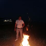  -,   Hayk, 34 ,   
