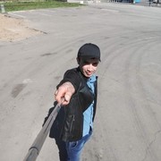  ,  Sanjarbek, 31