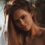  ,  Angelina, 23