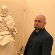  -,   Maxim, 36 ,   ,   , c 
