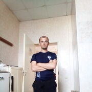  ,   Maxim, 32 ,     , c 