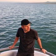  ,   Gevorg, 35 ,   ,   