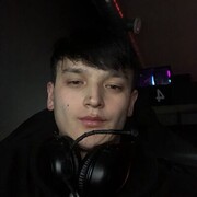  ,  Aidyn, 22
