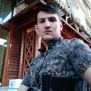  ,  Nurlan, 33
