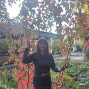  ,   Tanya, 52 ,  