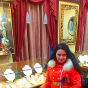  ,   Elena, 32 ,  