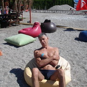  ,   Dundich, 63 ,   