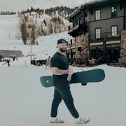 ,   Kris, 35 ,   ,   