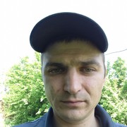  ,  Andrej, 37