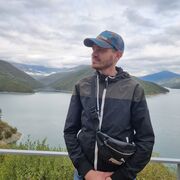  ,   Alex, 37 ,   ,   