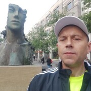  Hoofddorp,  , 47