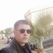  ,   Artem, 40 ,   ,   