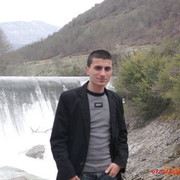  ,   Irakli, 32 ,   