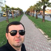  ,   Maxo, 41 ,   ,   , c 