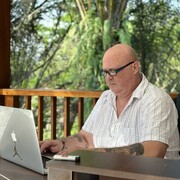  Frankfurt am Main,   Vladyslav, 54 ,   ,   , c , 