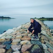  -,   Petro, 28 ,   ,   , c 