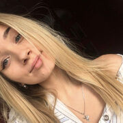  ,  Alina, 26