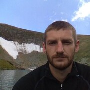  ,  Misha, 40