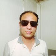  ,  Umidjon, 41