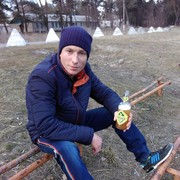  ,  Slavik, 35