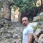  ,   Nicolae, 33 ,   ,   