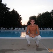  ,   Max, 33 ,   
