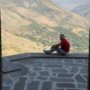  ,  Artak, 40