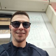  ,  Timur, 35
