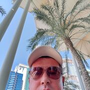  ,  Alex, 41