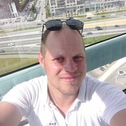  ,   Wadim, 34 ,   