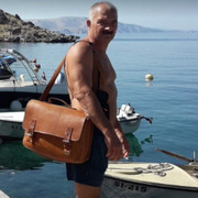  ,   Maikl, 62 ,  