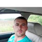  ,  Andrij, 33