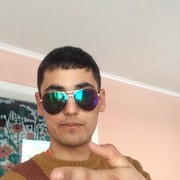  ,  Asqar, 27