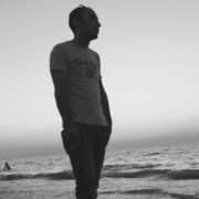  ,   Emin, 40 ,   ,   