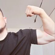  ,  Rich, 28