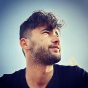  ,  Hasan, 25