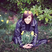  ,   Viktorija, 43 ,   ,   