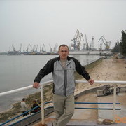  ,  Dima, 47