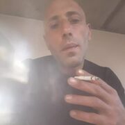  ,   Armen, 36 ,   ,   