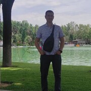  ,  Nodirjon, 26