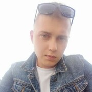  ,   Anton, 31 ,  