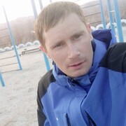  ,   Denis, 32 ,   ,   , c , 