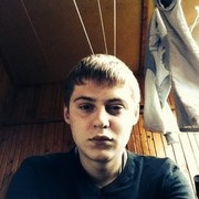  ,   Artem, 31 ,   