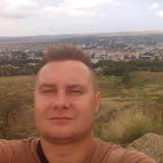  ,   Oleg, 39 ,   