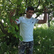  ,   Mamuka, 35 ,   