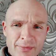  ,  Taras, 37