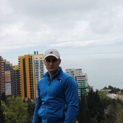  ,   Denis, 37 ,   ,   