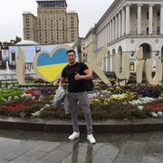  ,   Janik, 34 ,   c 
