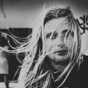  ,   Anton, 40 ,   ,   