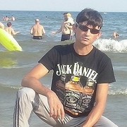  ,   Maksim, 44 ,   